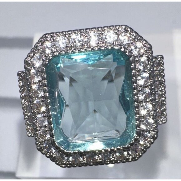 Cubic Zirconia Jewelry - Aquamarine Cubic Zirconia & White Crystal Statement Ring